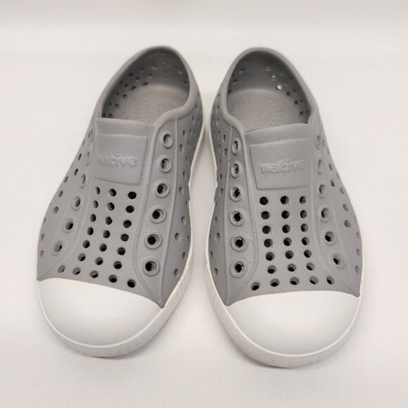 Native Boys Kids Jefferson Slip On Clog Size C7 Gray Perf Rubber Water Shoe - Picture 1 of 5